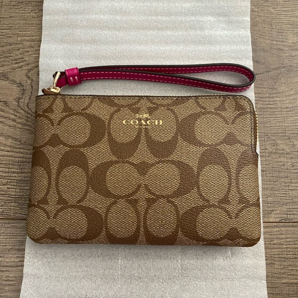 NWT Coach Wallet